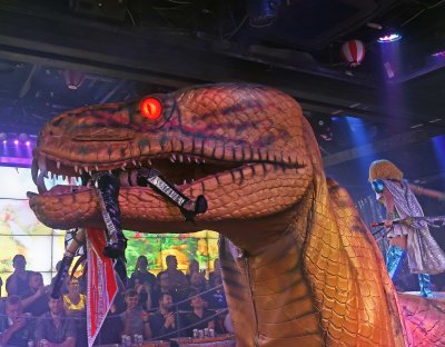 Giant Snake finishes off a villain at Robot Restaurant