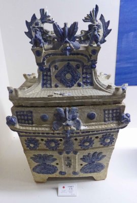 Ceramic Pottery in Okinawa Culture Center