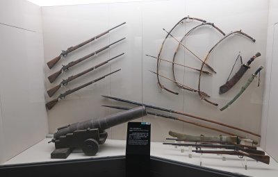 The Second Opium War (1856-60) pitted Britain & France using weapons on left against Qing Dynasty using weapons on right