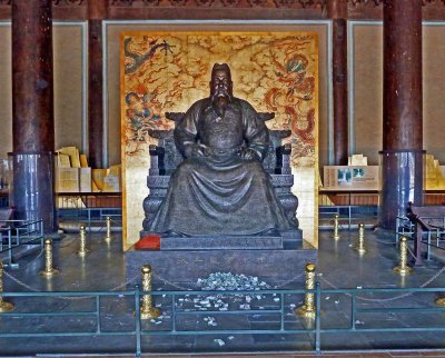 Emperor Zhu Di (honored as Emperor Yongle) led the Ming Dynasty to reach its peak in history