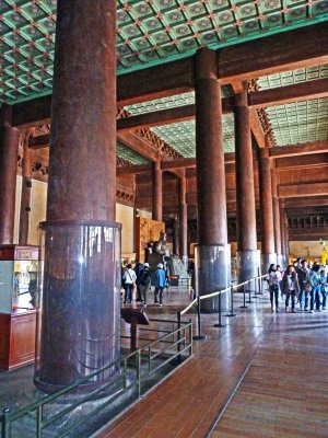 The Hall of Heavenly Favors is built with 16 solid camphor posts