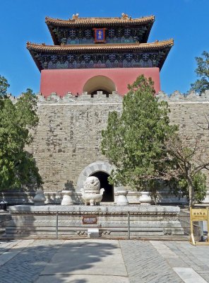 Minlou Tower is the joint burial mausoleum of Emperor Zhudi (1360-1424) and his empress Xu