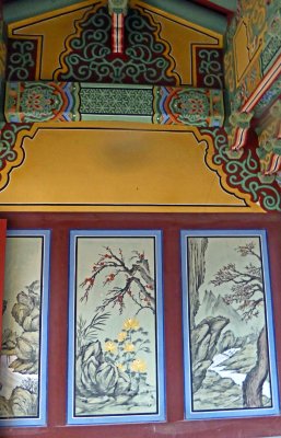 Decorations inside Beomeosa's third gate