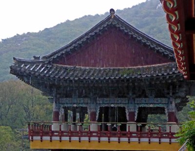 Very old building at Beomosa Temple, Busan, Korea