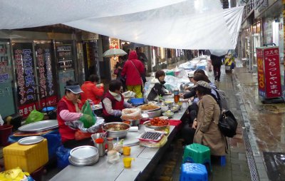 The only Gukje (International) Market street food vendor open in the rain