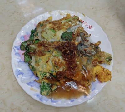 Sampling Oyster Omelets in Taipei