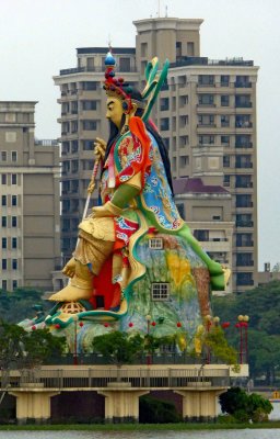 Statue of Taoist God Xuan-tian-shang-di on Lotus Pond in Kaohsiung, Taiwan