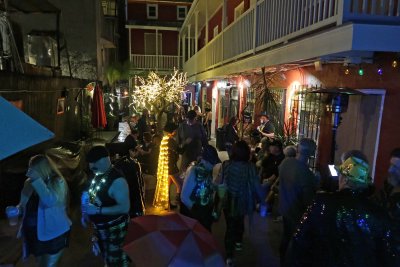 Mon Nite in B-Mac's Courtyard