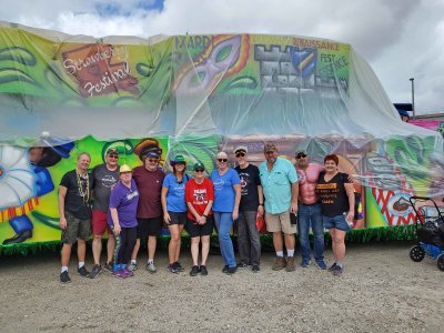 Thursday Float loading of Morpheus Strawberry Festival Float