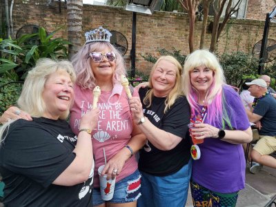 Meet-up at Pat O'Brien's Courtyard