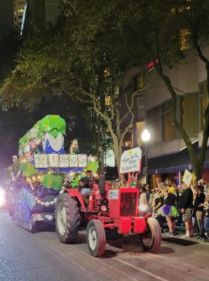 Krewe of Muses Float
