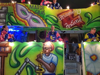Sidewalk Side of Float 11