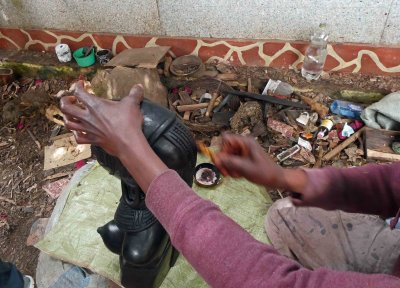 Using shoe polish to help seal the wood