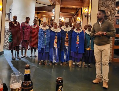 Maasai show in the Ngorongoro Serena Bar