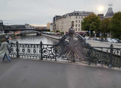 Crossing the Spree River in Berlin