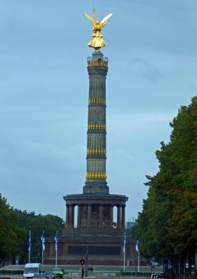 Victoria, the Roman goddess of victory, is referred to by Berliners as 'Chick on a Stick'