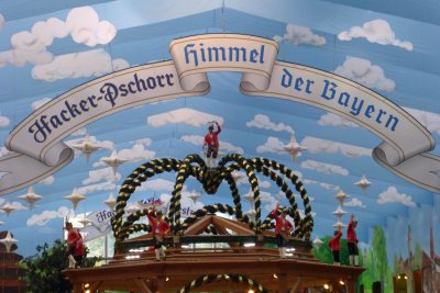 Hacker-Pschorr proclaims itself as 'Heaven of Bavarians'