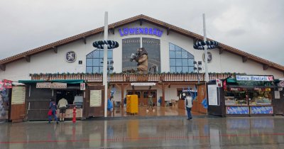 Lowenbrau Festhalle
