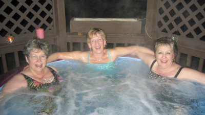 HotTub-572dpi.jpg