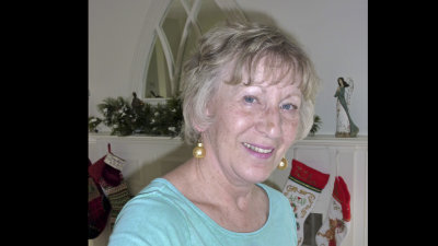 Liz~12150972dpi.jpg