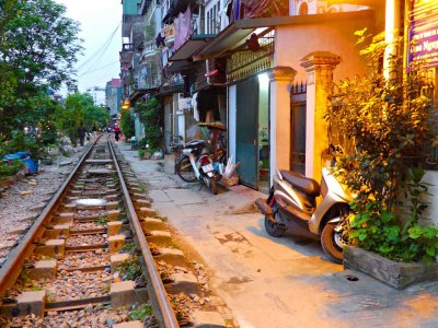 Old Quarter – Train Street
