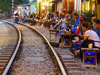 Old Quarter – Train Street
