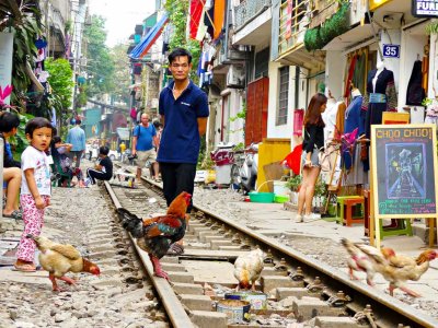 Old Quarter – Train Street