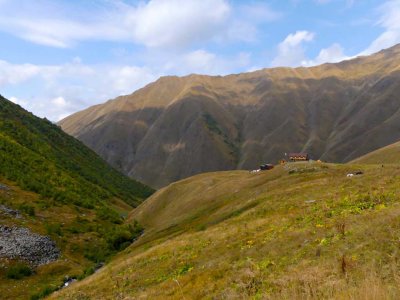 Hiking near Village Juta