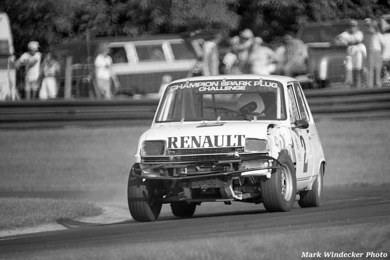 18th Catherine Kizer   Renault Le Car