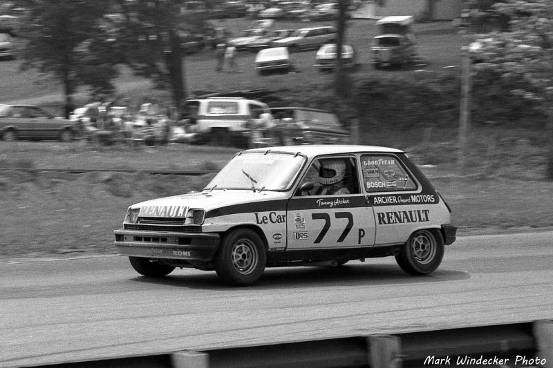 2ND TOMMY ARCHER RENAULT LE CAR