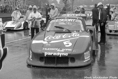 PORSCHE 935