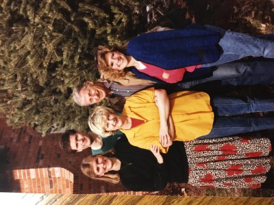 McElhatten family at home 1987.jpg