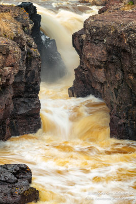 Temperance river gorge, close up