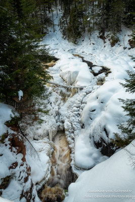 Copper Falls, half frozen