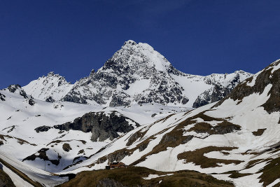Groglockner 3798m with Lucknerhtte 2241m in the bottom, view from Kdnitztal, Hohe Tauern NP