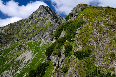 View towards Jahnaci Peak 2230m along Med'odolský Ridge, Tatra NP