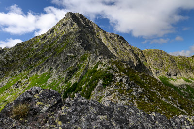View towards Jahnaci Peak 2230m along Med'odolský Ridge, Tatra NP