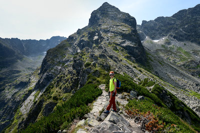 Alex on Small Koscielec with Koscielec 2155m behind, Tatra NP