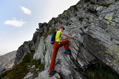 Alex climbing on Granaty Peaks, Tatra NP