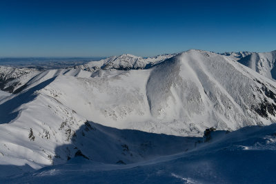 SE view from Jarzabczy Peak 2137m, on the left Konczysty Peak 2002m, on the right Starorobocianski Peak 2176m, Tatra NP