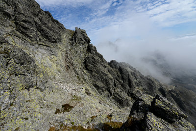 Walking around the S ridge of Small Ice Peak to its SE ridge