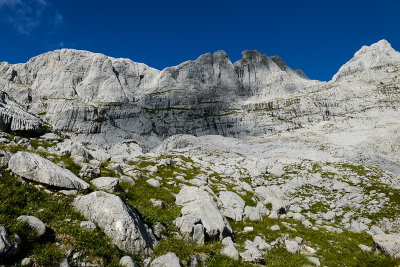 Schreiberwandeck 2330m and Schreiberwand 2637m on the right, Dachstein