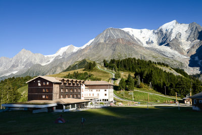 Col de Voza, from left Aiguille du Midi 3842m, Mont Blanc du Tacul 4248m, Dme du Goter 4304m, Aiguille de Bionnassay 4052m