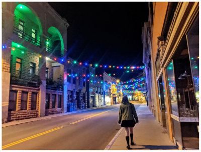Bisbee at night
