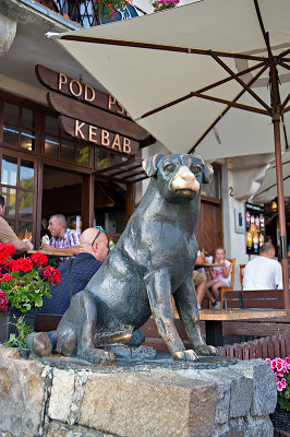 Statue Of The Dog