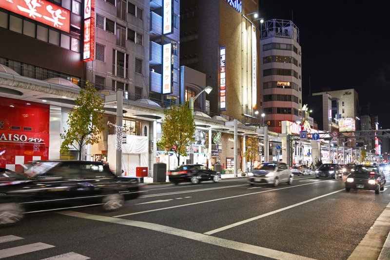 Main street of Hiroshima @f4 25mm Z7