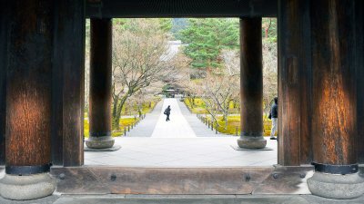 Gate of Nanzen-ji  @f8 D700