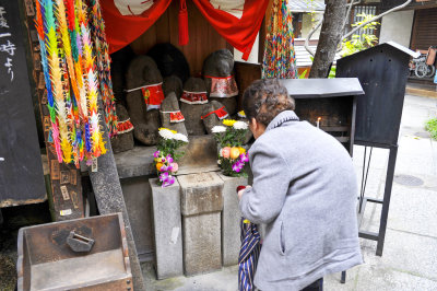 Small shrine in Kyoto @f5.6 D700