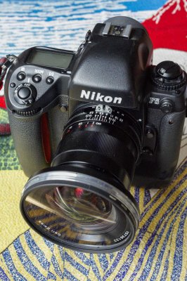 Distagon 21mm with Nikon F5
