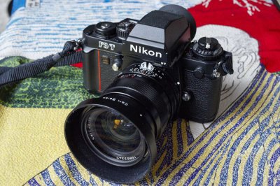 Distagon 28mm ZF with Nikon F3/T